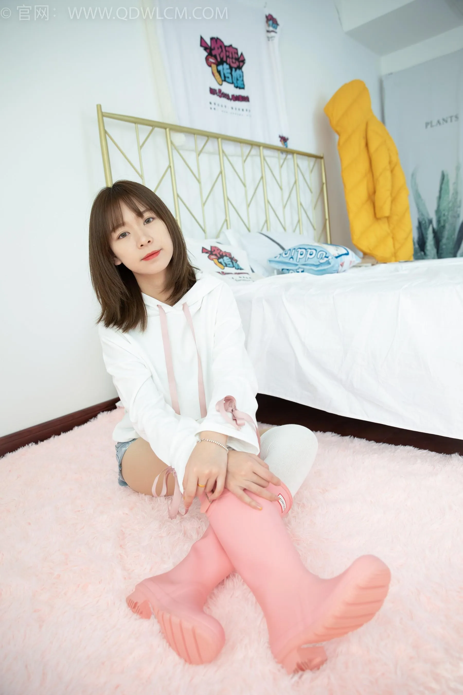 物恋传媒 NO.1509 婷婷-黑色的花 [162P]插图9